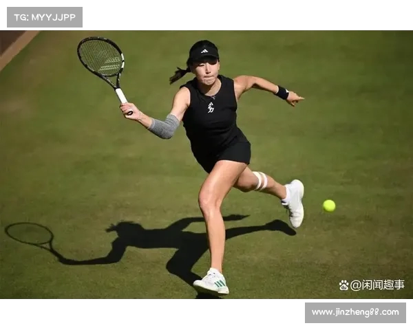 网球赛场背后的精彩瞬间,运动员们的意外之举与赛场趣事合集 网球赛场背后的精彩瞬间,运动员们的意外之举与赛场趣事合集